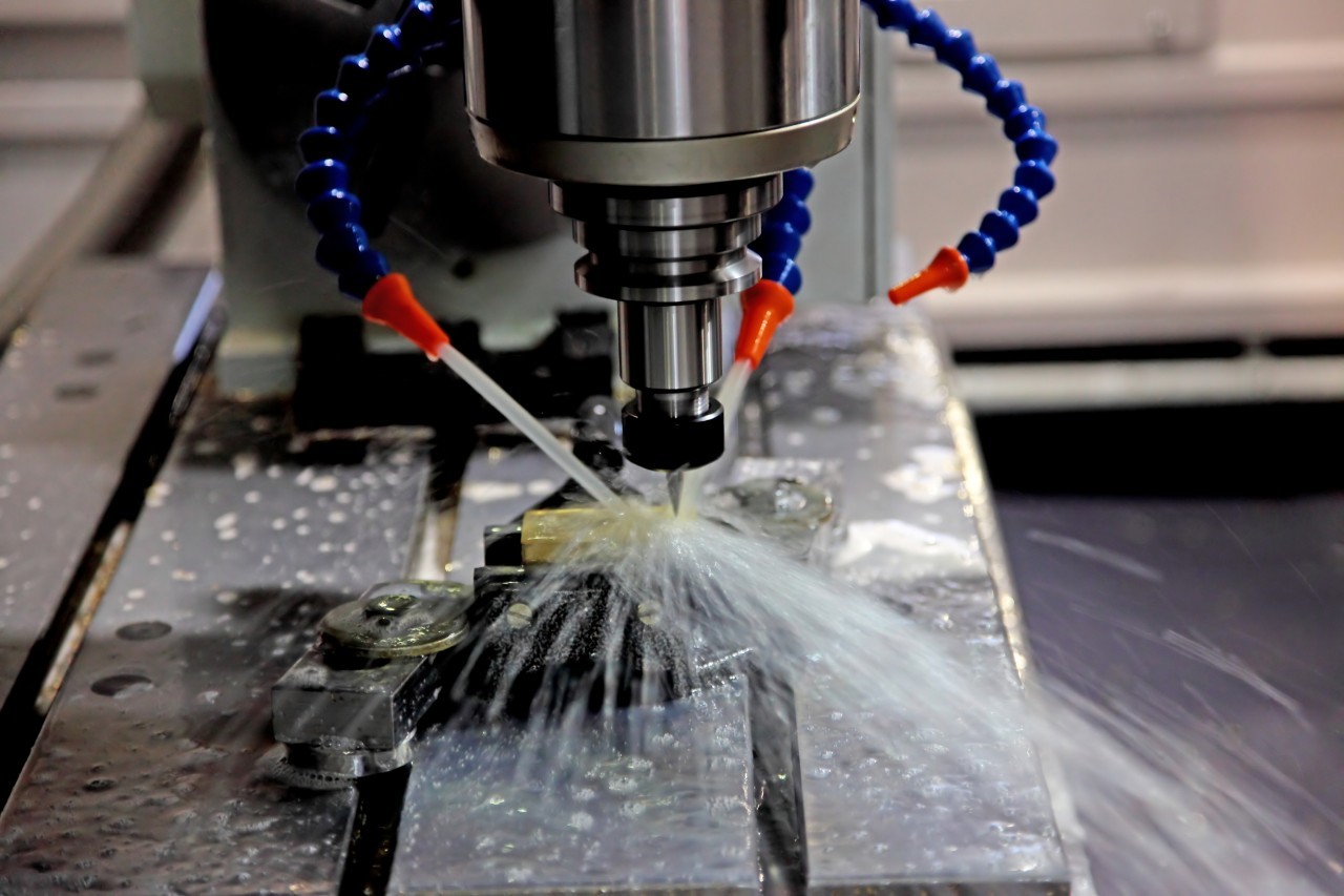 Giải thích về máy CNC và ứng dụng trong công nghiệp hiện đại