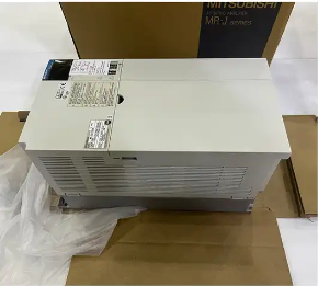 MR-J2S-700B đơn vị ổ đĩa servo Mitsubishi